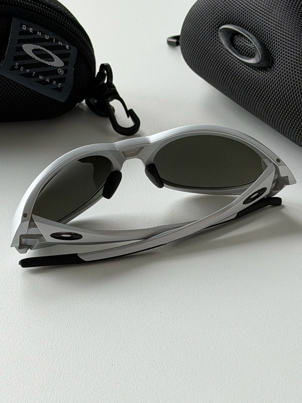 Oakley Eye Jacket Y2K — Silver / Mirror — view 12
