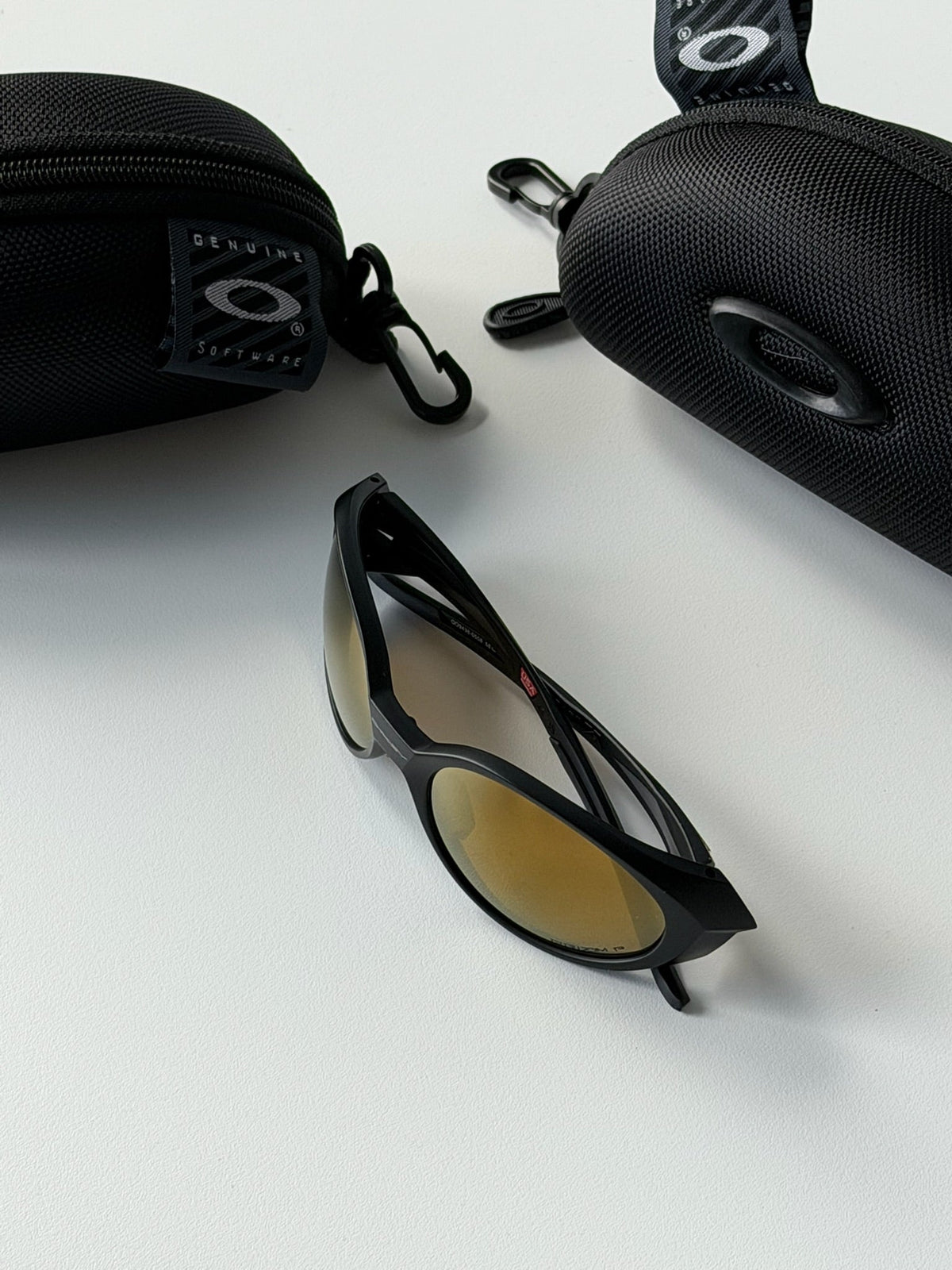 Oakley Eye Jacket Y2K — Matte Black / Gold Mirror — view 9