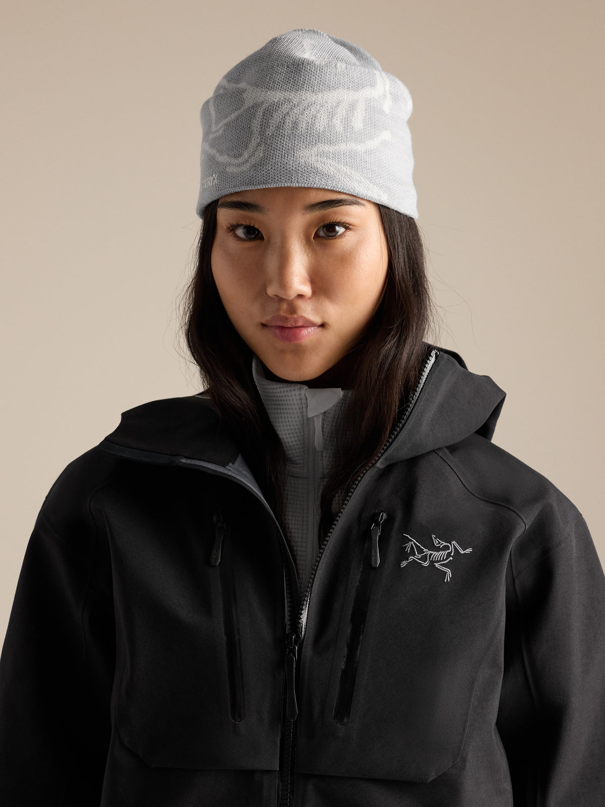 Bird Head Toque Solitude / Arctic Silk Front View