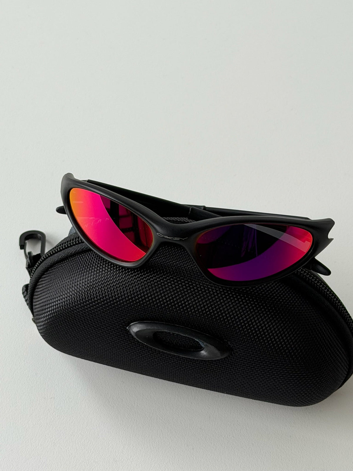 Oakley Eye Jacket Gen 1 Sunglasses – Matte Black / Fire Red — original product photo 2