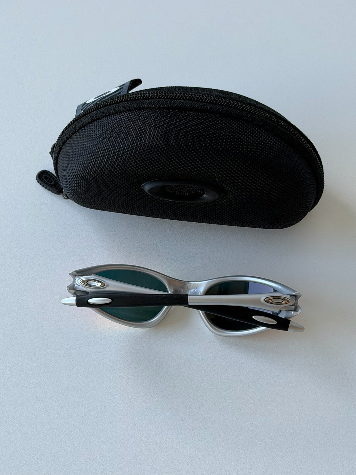 Oakley Eye Jacket Minute 1.0 Sunglasses – Silver / Fire Red — original product photo 8