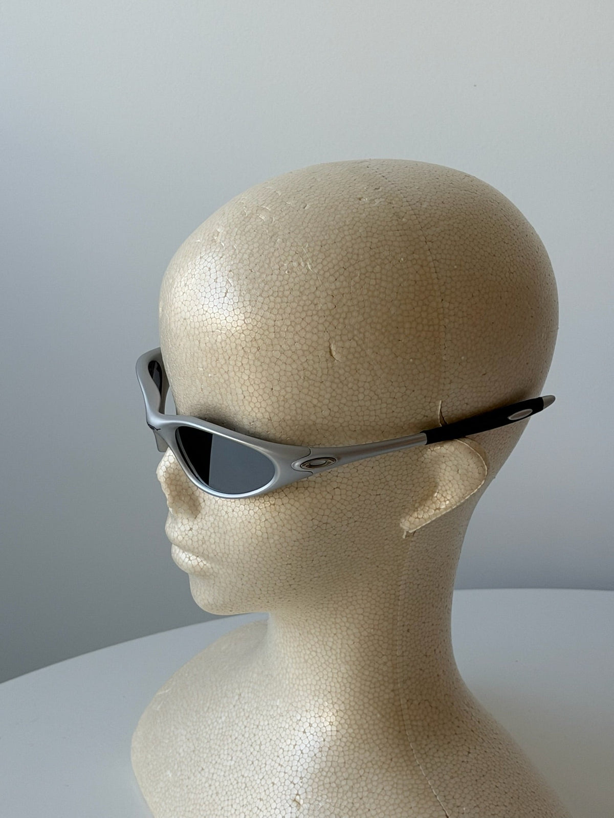 Oakley Eye Jacket Minute 1.0 Sunglasses – Silver / Mirror Chrome — original product photo 2
