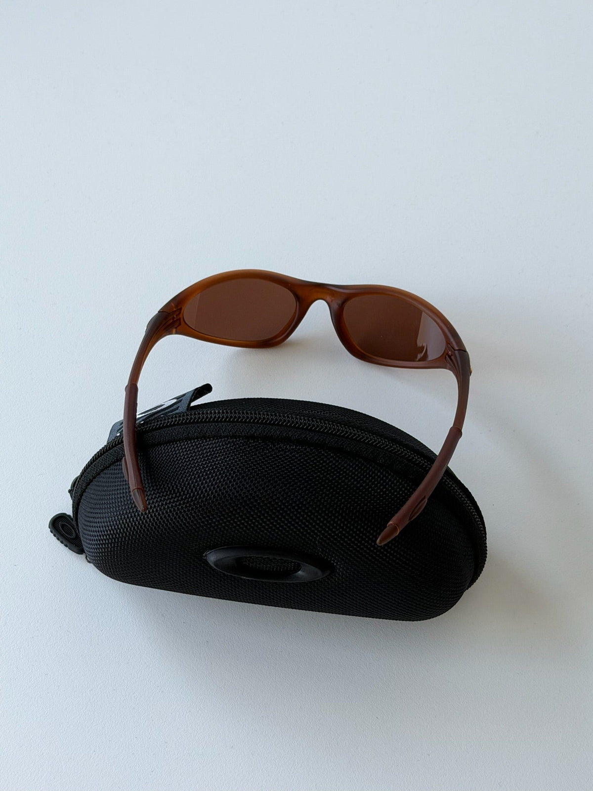Oakley Eye Jacket Minute 1.0 Sunglasses – Transparent Brown / Brown — original product photo 7