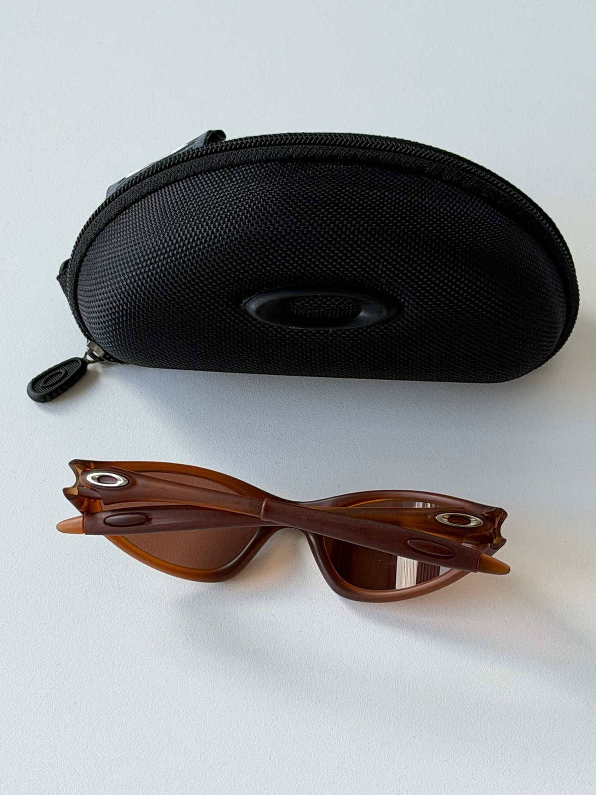 Oakley Eye Jacket Minute 1.0 Sunglasses – Transparent Brown / Brown — original product photo 8