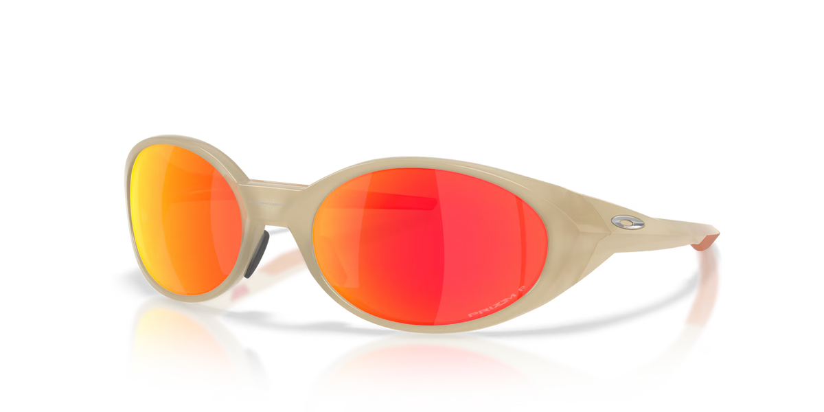 Oakley Eye Jacket Redux — Sandstorm / Prizm Ruby Polarized — official three-quarter view